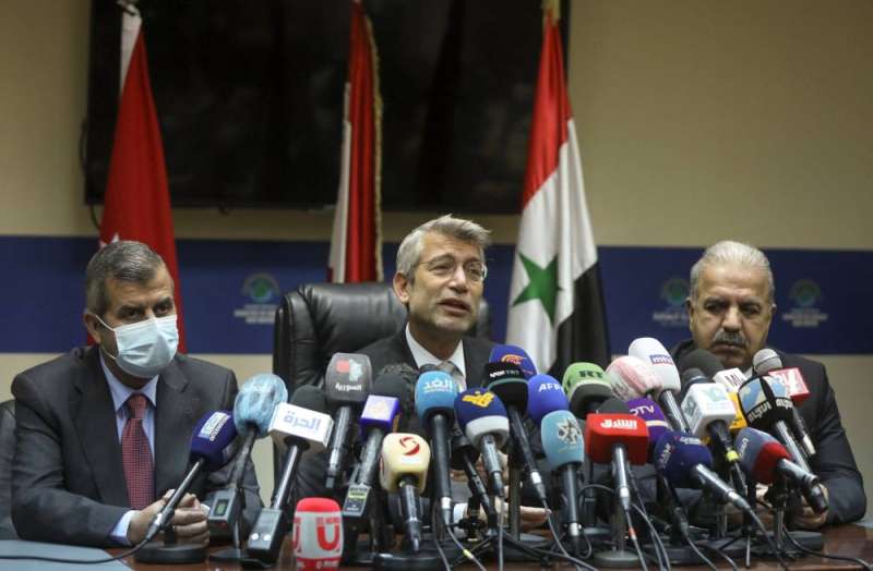 لبنان والأردن يوقعان اتفاقا لاستجرار الطاقة الكهربائية عبر سورية
