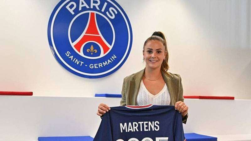«سيدات» باريس سان جيرمان يضم النجمة الهولندية مارتنز