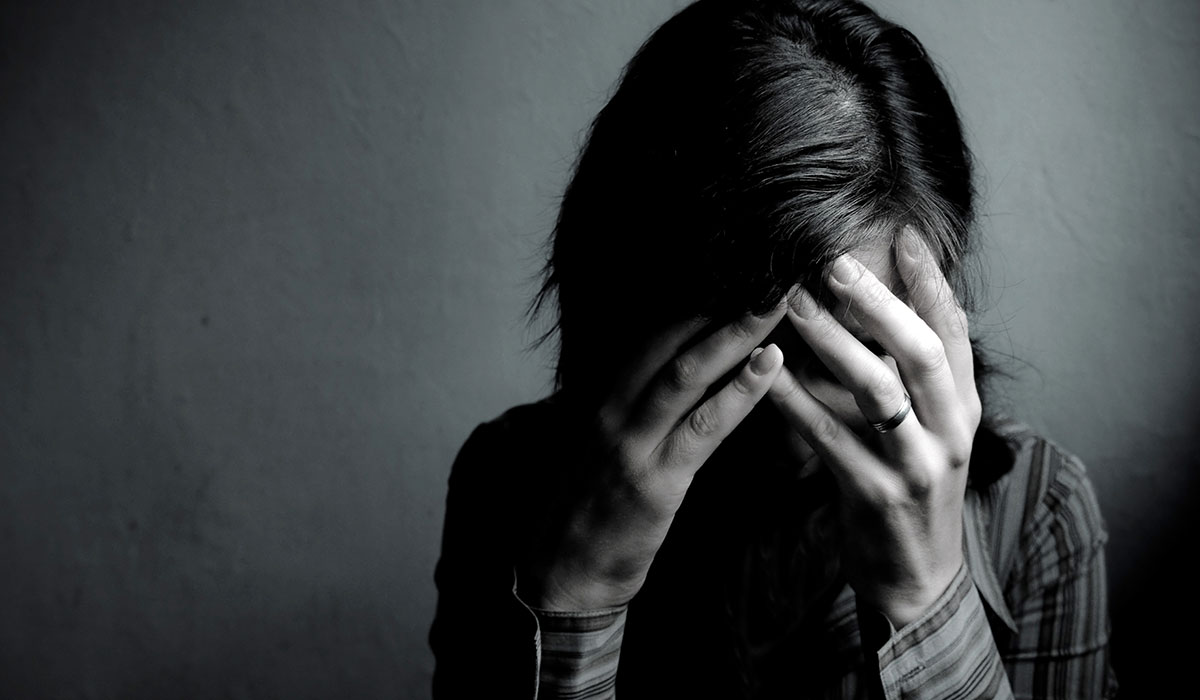 الصحة العالمية تحذر: كورونا فاقمت الاضطرابات النفسية حول العالم