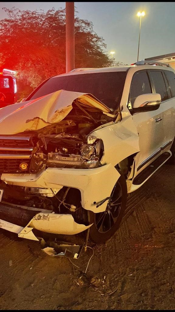 وفاة خمسة وافدين في حادث تصادم مروع على طريق جاسم الخرافي