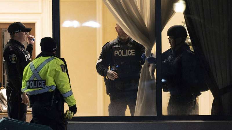 الشرطة الكندية: 5 قتلى في إطلاق نار بضواحي تورونتو