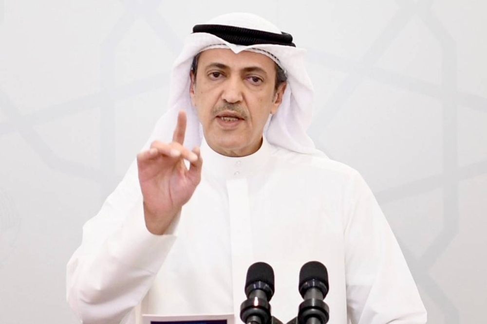 خالد المونس: رئيس الوزراء ملزم بحضور الجلسة المقبلة أو سأقدم له استجواباً