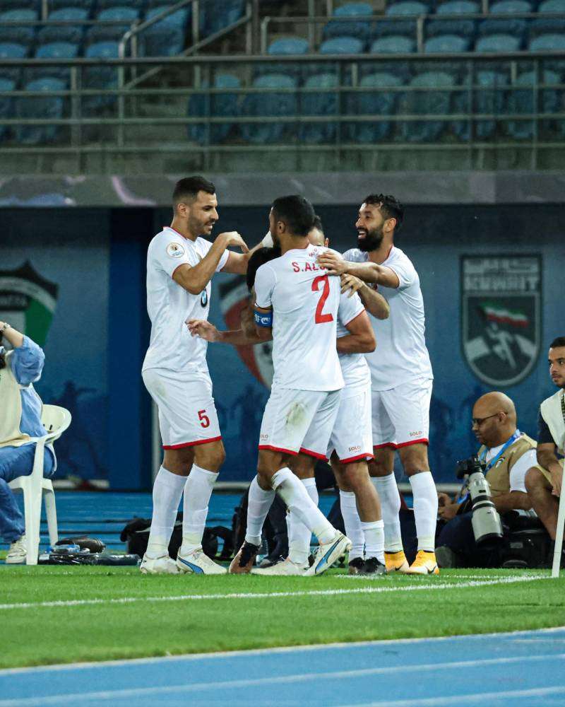 «الكويت» إلى نهائي كأس الأمير بفوز كبير على القادسية